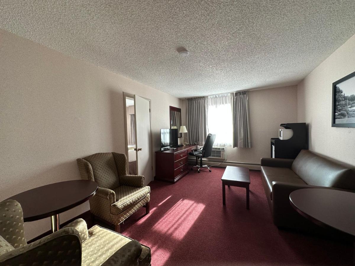 Super 8 By Wyndham Lethbridge