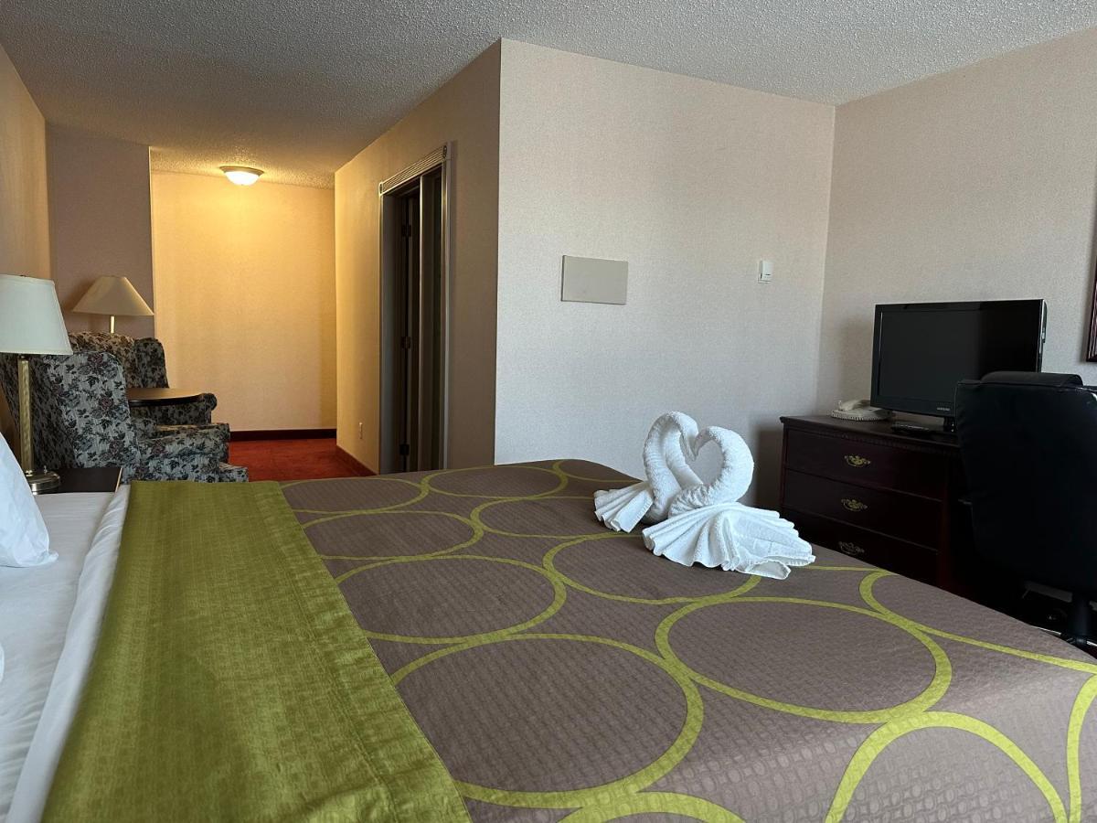 Hotel Super 8 By Wyndham Lethbridge