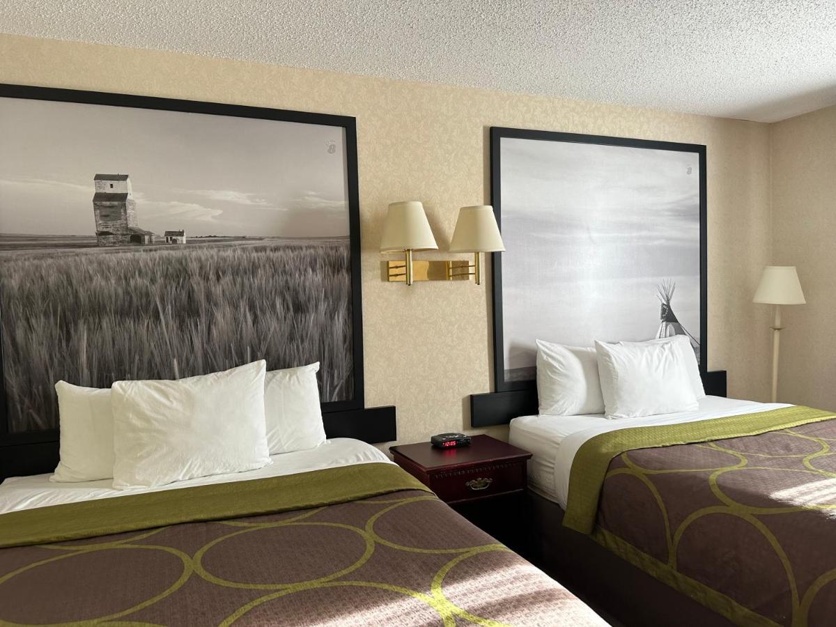 Hotel Super 8 By Wyndham 3*