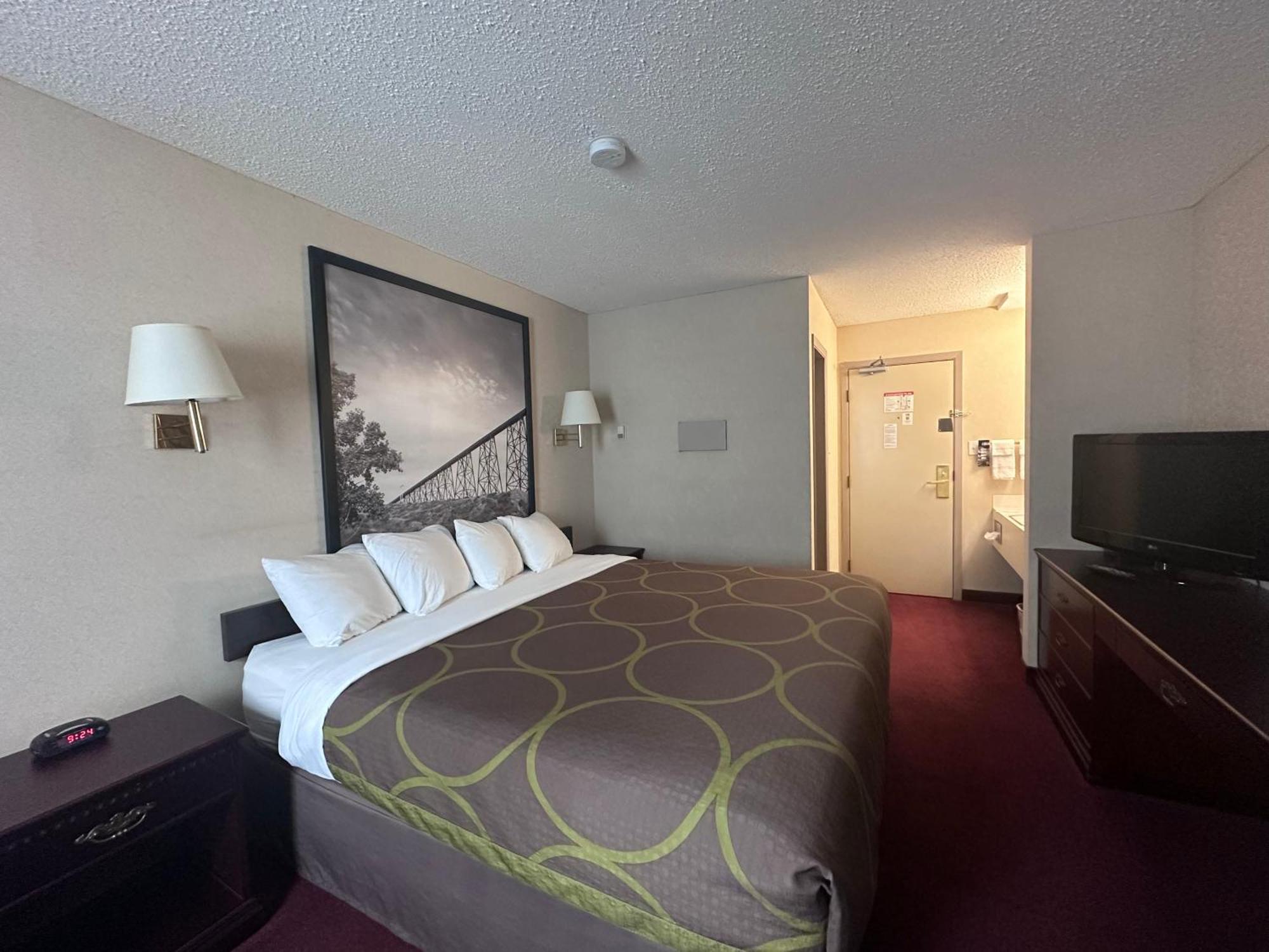 Hotel Super 8 By Wyndham Lethbridge